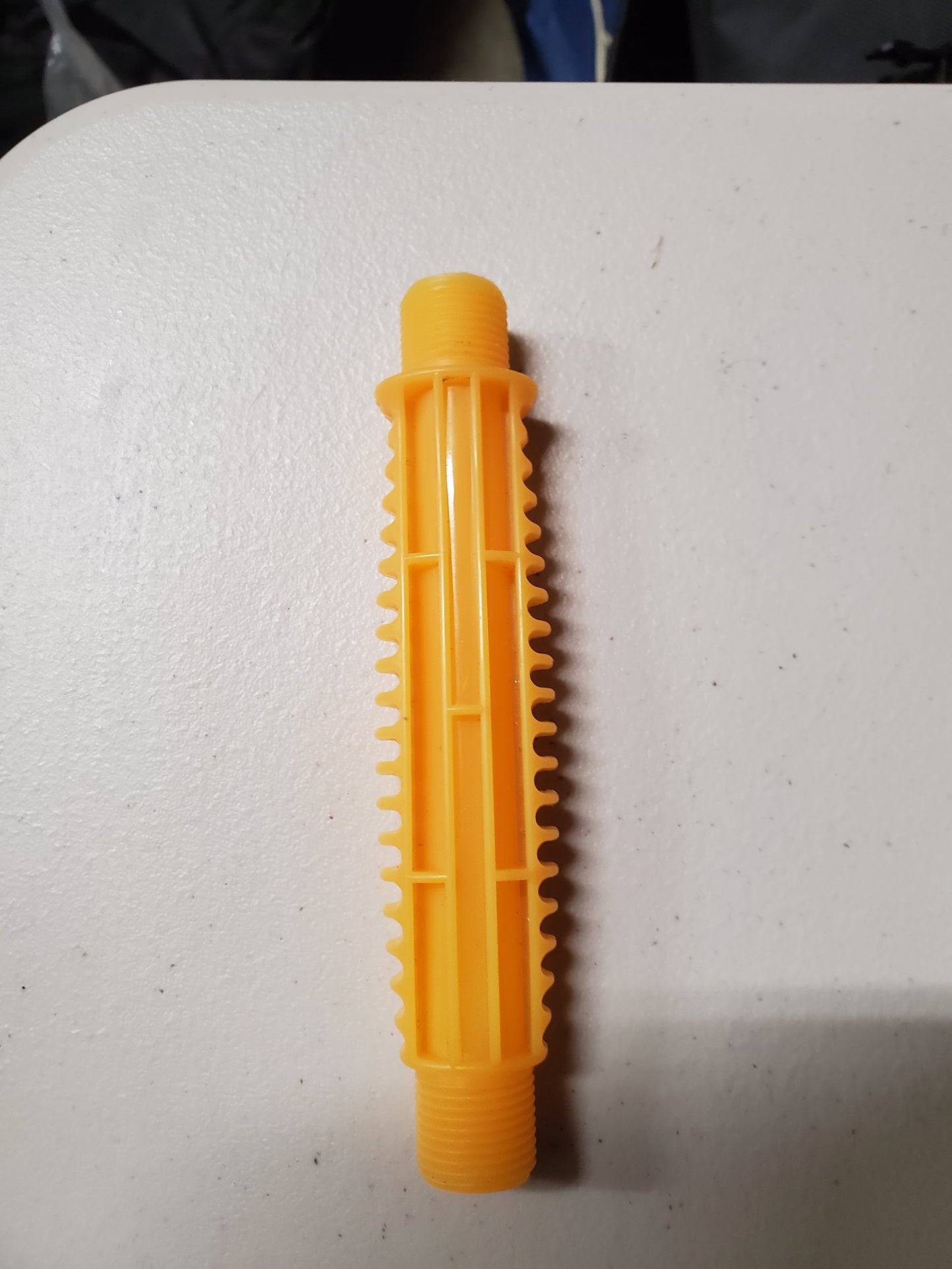 Double Male Nylon Hose Connector (15 foot hose)