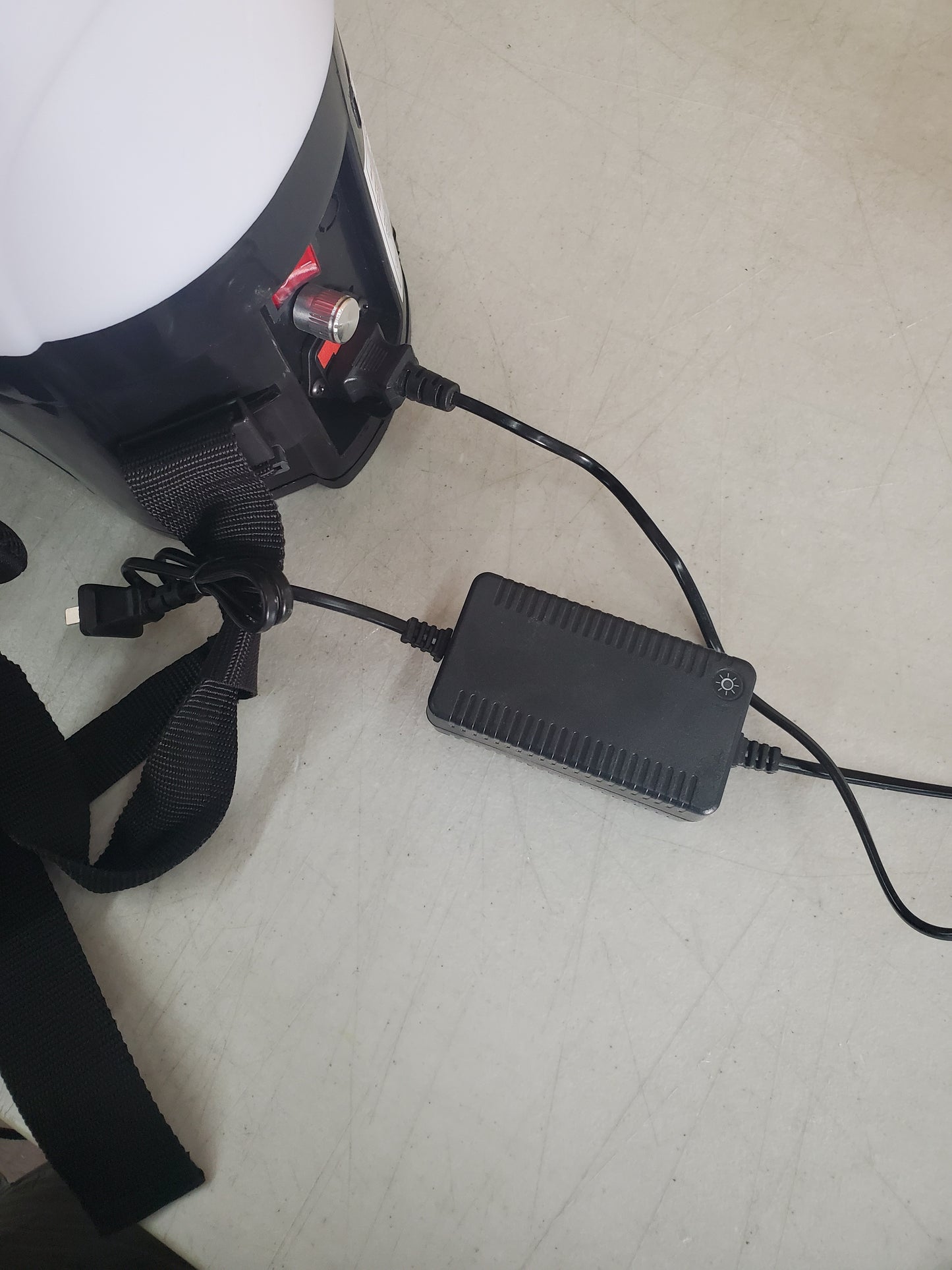 Automatic Battery Charger For White Tank M4 (Does Not Fit Blue Tank M4)