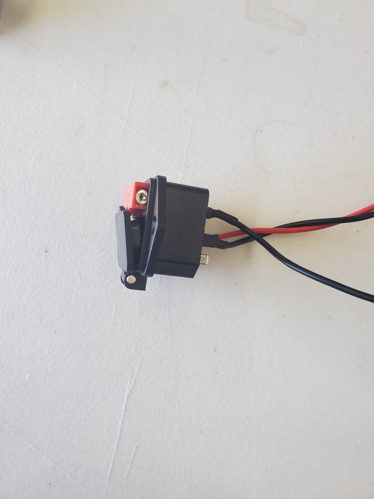 Charger Plug For White M4 (Does Not Fit Blue M4 Includes fuse)