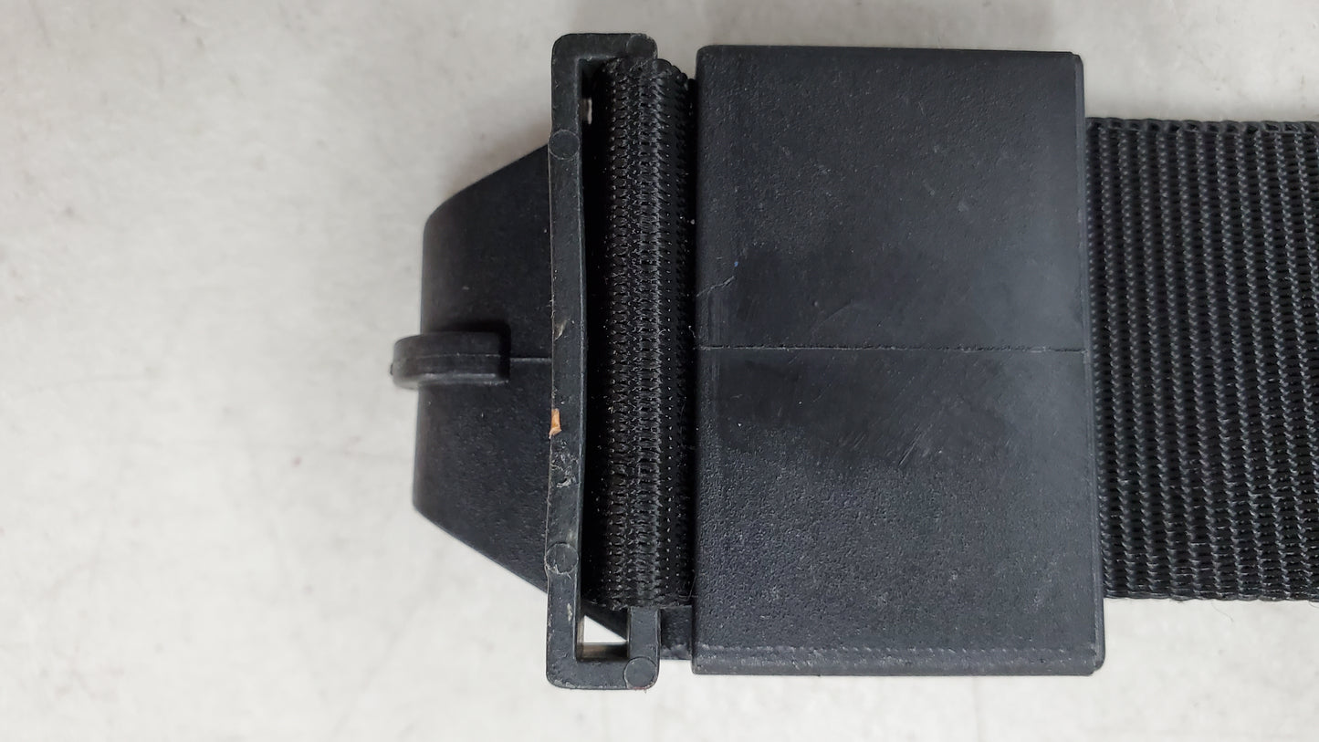 Strap hook pair for shoulder pad anchor